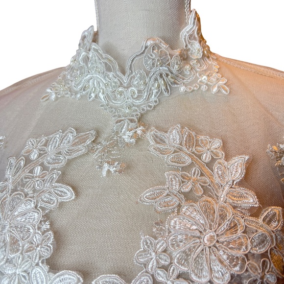 #A259   FT INC  Romantic  White Embroidered  Mesh Top, Sequins NWT XL - Picture 2 of 11